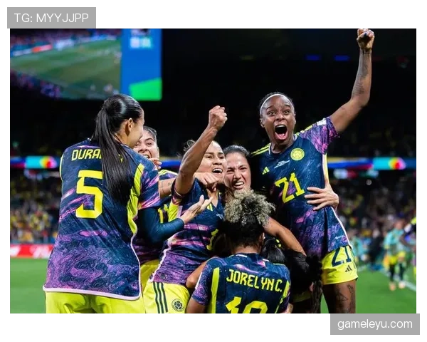 哥伦比亚队新星闪耀，冲击世界杯荣耀再受瞩目