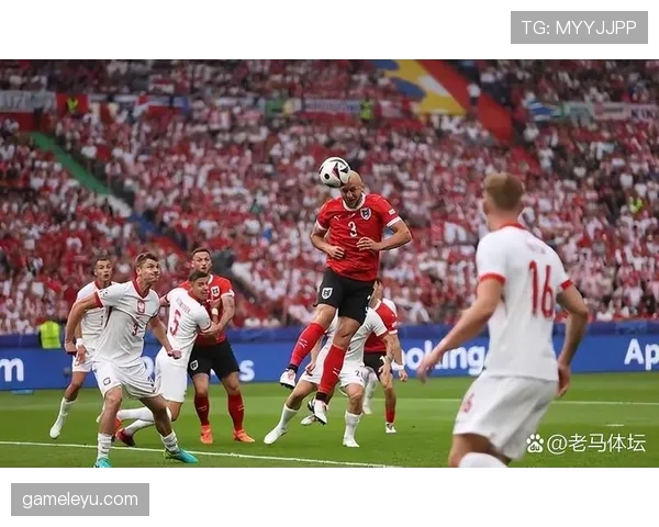 莱万多夫斯基加盟新球队,开启职业生涯全新篇章 莱万多夫斯基加盟新球队,开启职业生涯全新篇章